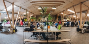 Exploring the Benefits of Coworking Spaces in Pune: Productivity, Collaboration, and Networking